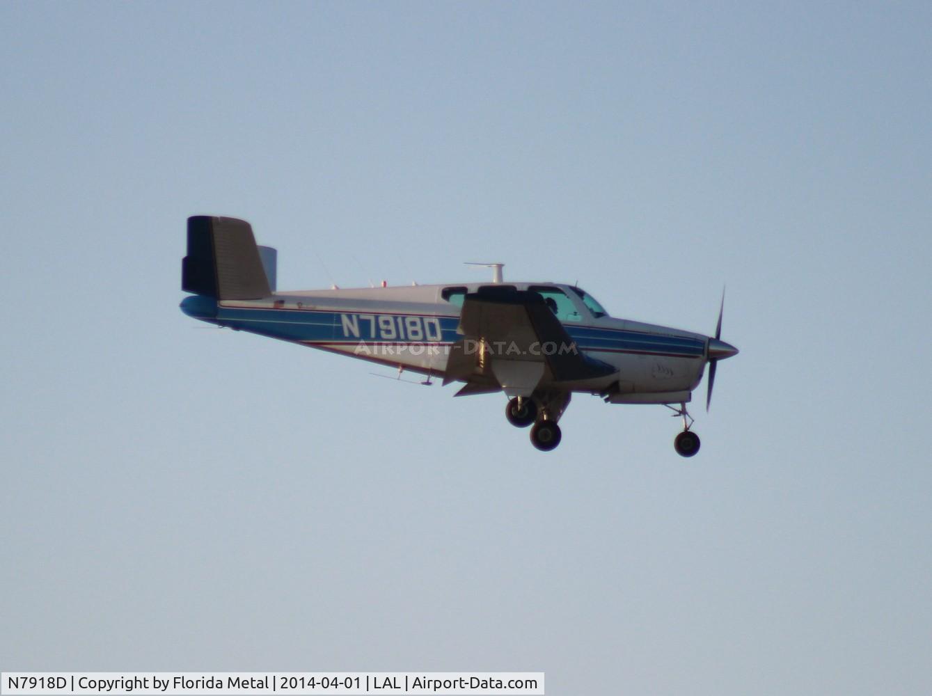 N7918D, 1957 Beech H35 Bonanza C/N D-5146, Bonanza
