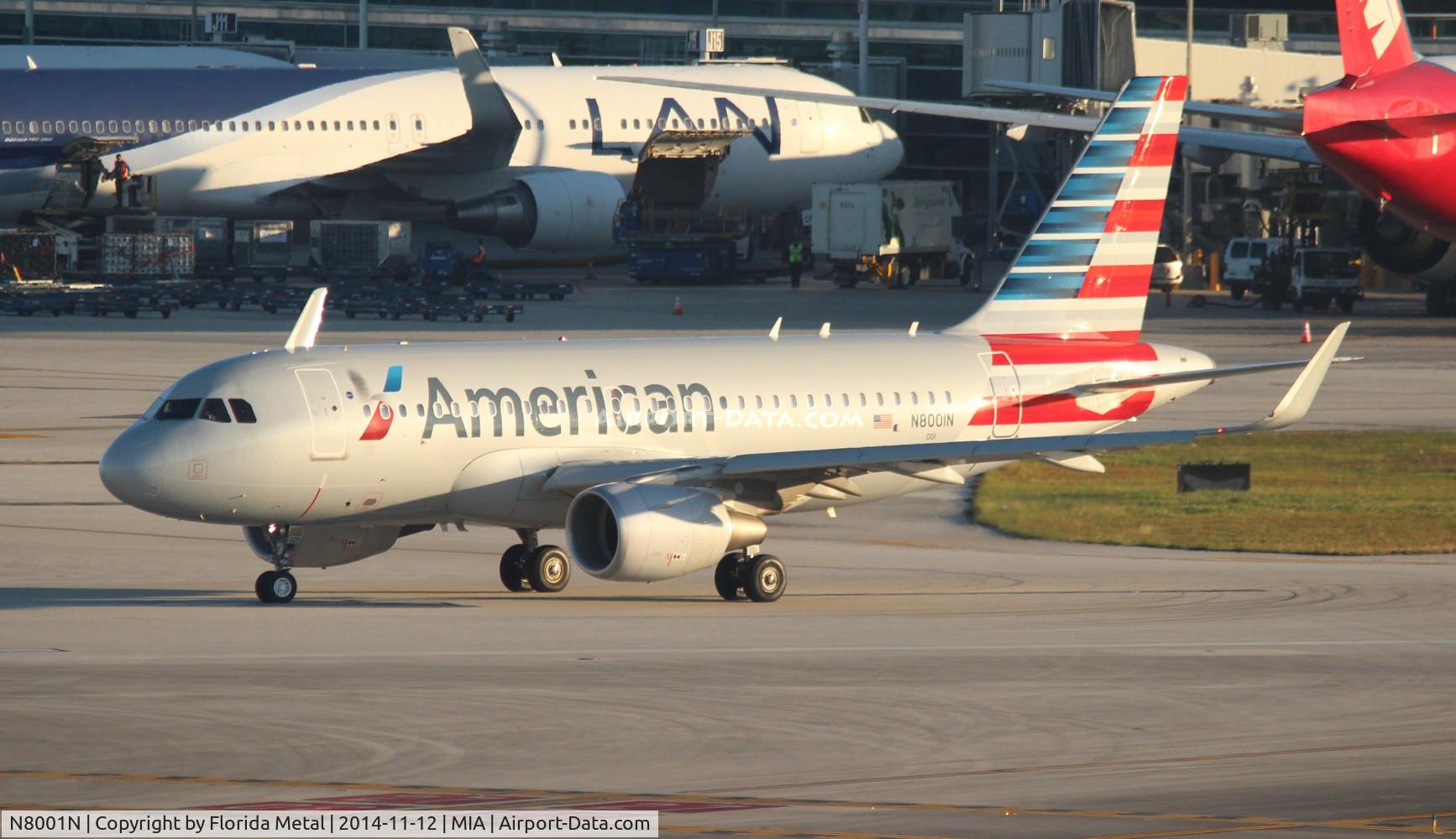 N8001N, 2013 Airbus A319-115 C/N 5678, American