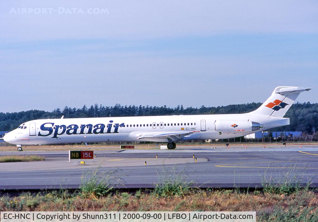 EC-HNC, 1988 McDonnell Douglas MD-83 (DC-9-83) C/N 49620, Ready for take off from rwy 15L in modified new livery...