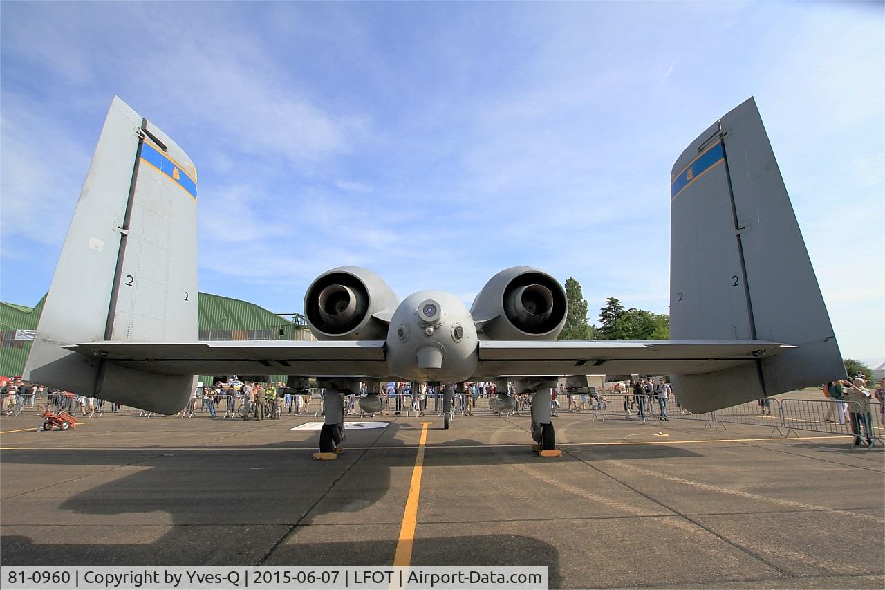 81-0960, 1981 Fairchild Republic A-10C Thunderbolt II C/N A10-0655, US Air Force Fairchild Republic A-10C Thunderbolt II, Close view of tail and warning system, Tours Air Base 705 (LFOT-TUF) Open day 2015