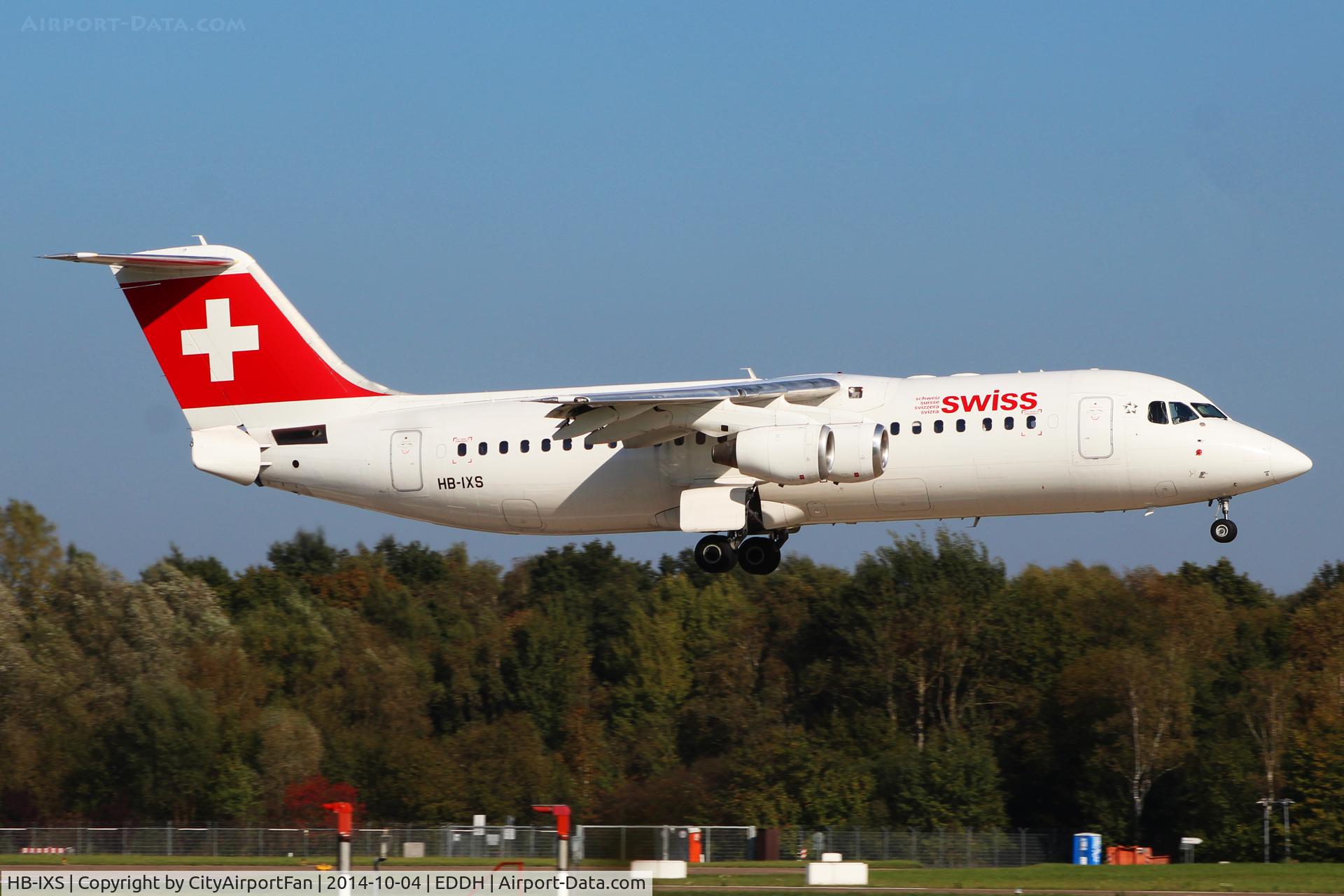HB-IXS, 1995 British Aerospace Avro 146-RJ100 C/N E3280, Swiss International Airlines (SWR/LX)