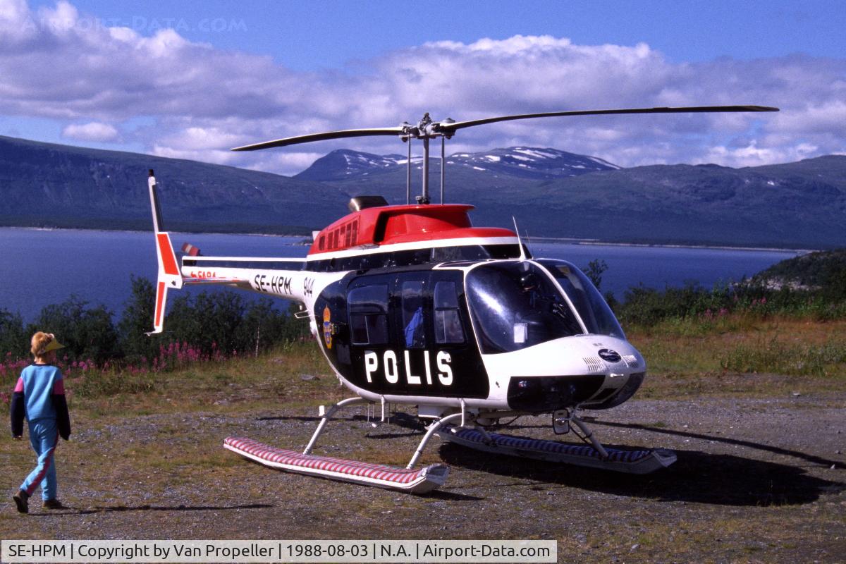 SE-HPM, 1980 Bell 206L-1 LongRanger II C/N 45425, Bell 206L-1 LongRanger II of the Swedish Police parked at Ritsem Fjällstation, Lapland, northern Sweden