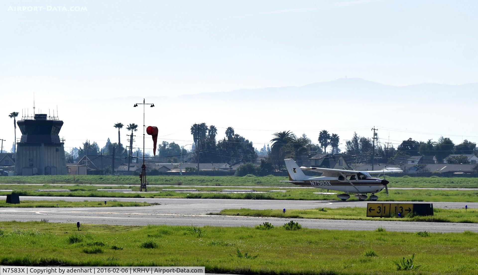 N7583X, 1960 Cessna 172B C/N 17248083, N7583X rolling out on RWY 31R after landing at KRHV