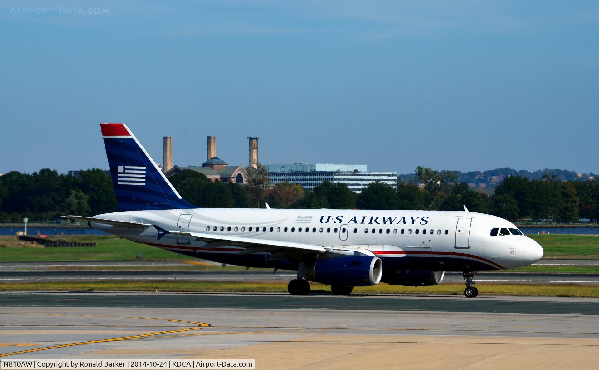 N810AW, 1999 Airbus A319-132 C/N 1116, Taxi National