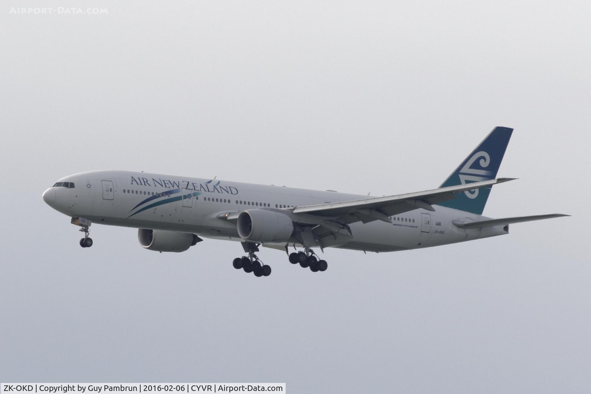 ZK-OKD, 2006 Boeing 777-219/ER C/N 29401, Landing