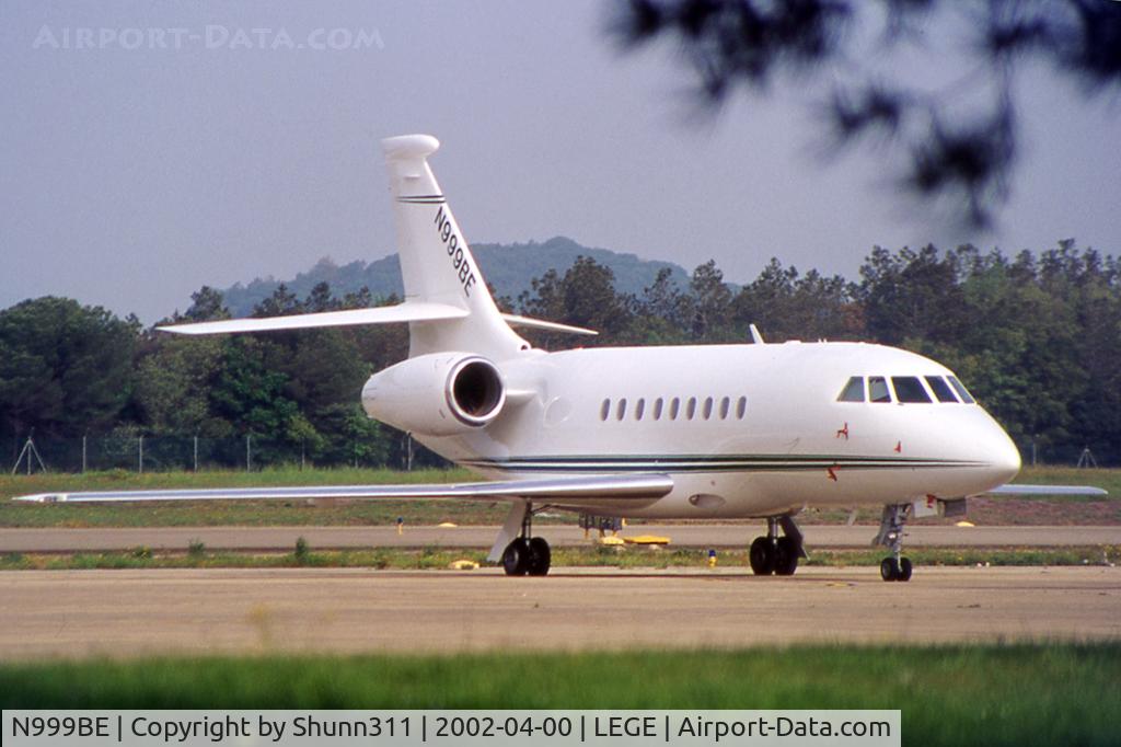 N999BE, 2001 Dassault Falcon 2000 C/N 147, Parked...