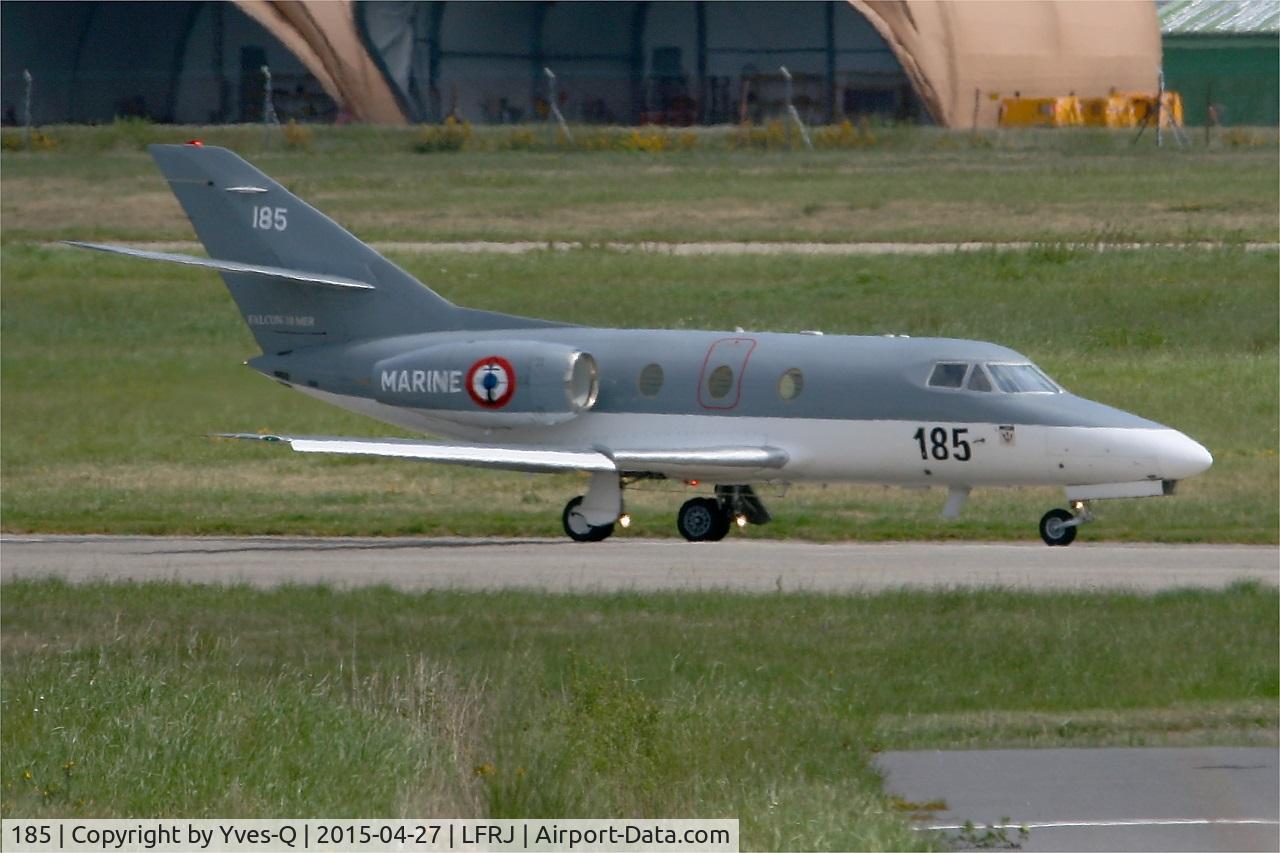 185, Dassault Falcon 10MER C/N 185, Dassault Falcon 10 MER, Taxiing to parking area, Landivisiau Naval Air Base (LFRJ)