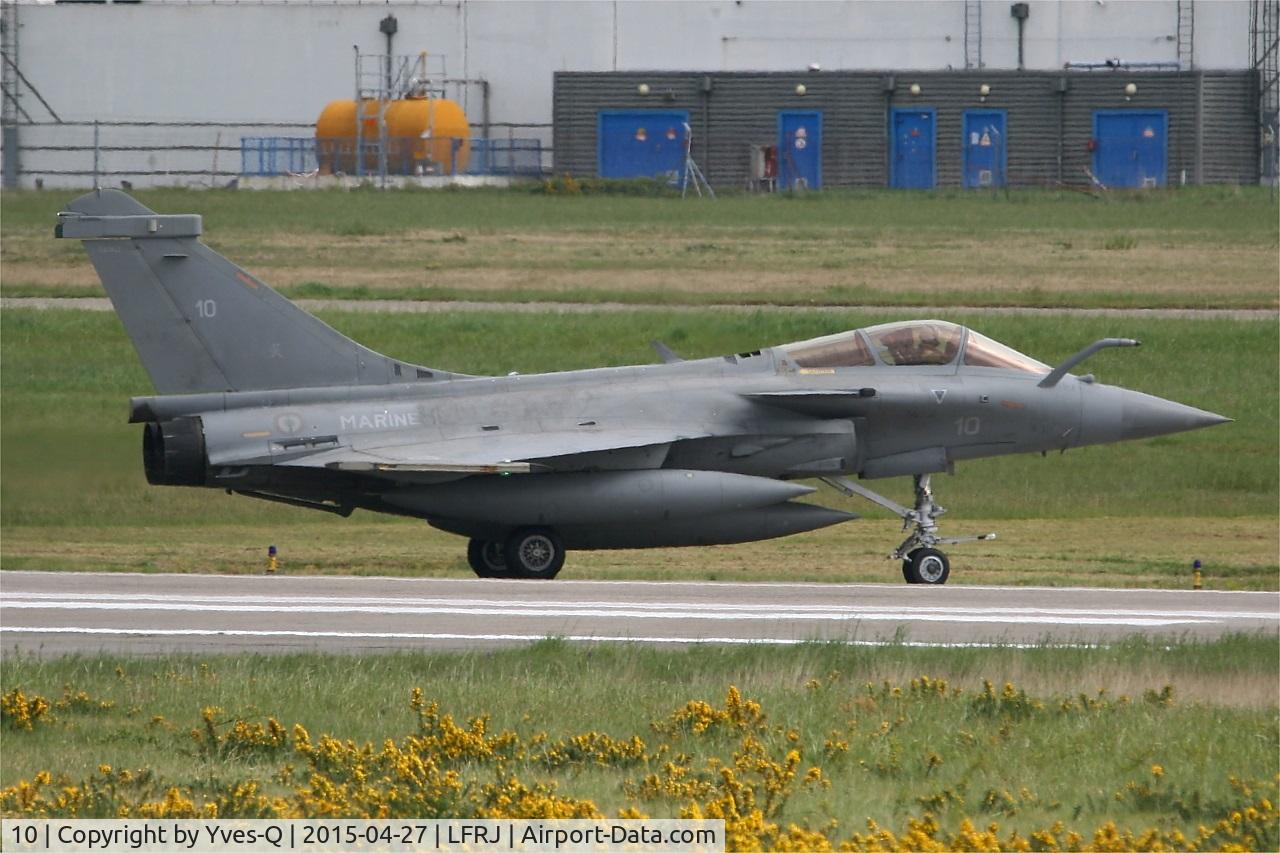 10, 2002 Dassault Rafale M C/N 10, Dassault Rafale M, Taxiing after landing rwy 26, Landivisiau Naval Air Base (LFRJ)