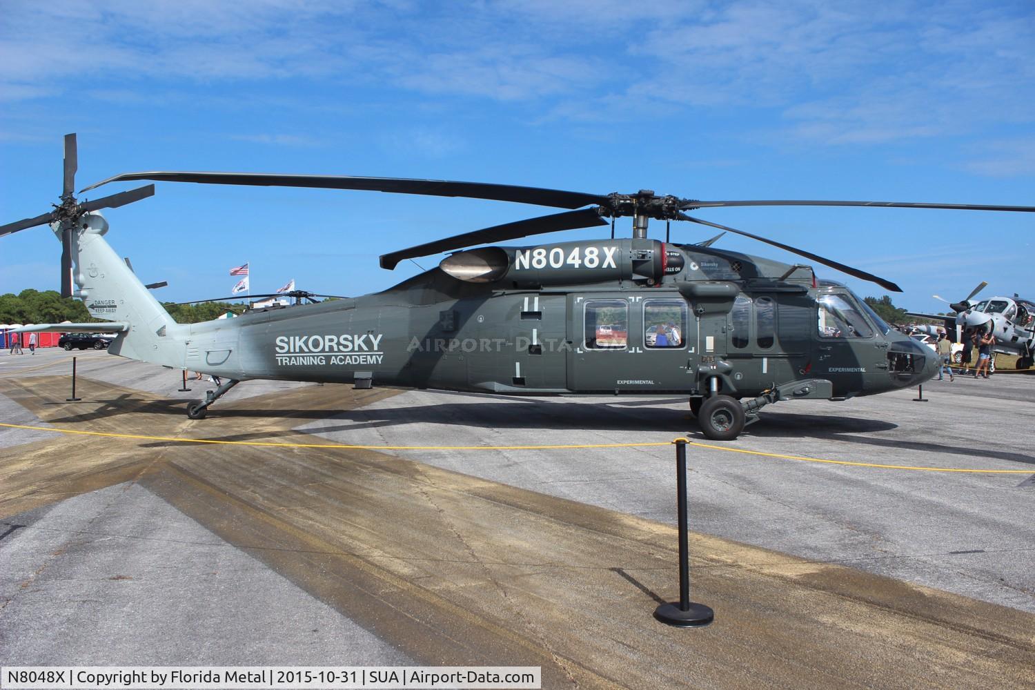 N8048X, Sikorsky S-70i Black Hawk C/N 703745, S-70i