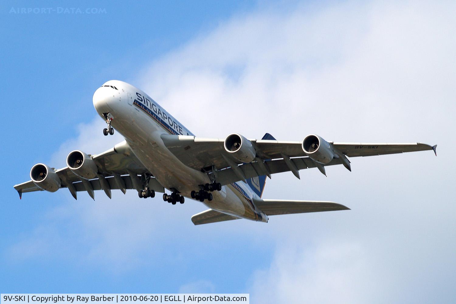 9V-SKI, 2009 Airbus A380-841 C/N 034, Airbus A380-841 [034] (Singapore Airlines) Home~G 20/06/2010. On approach 27R.