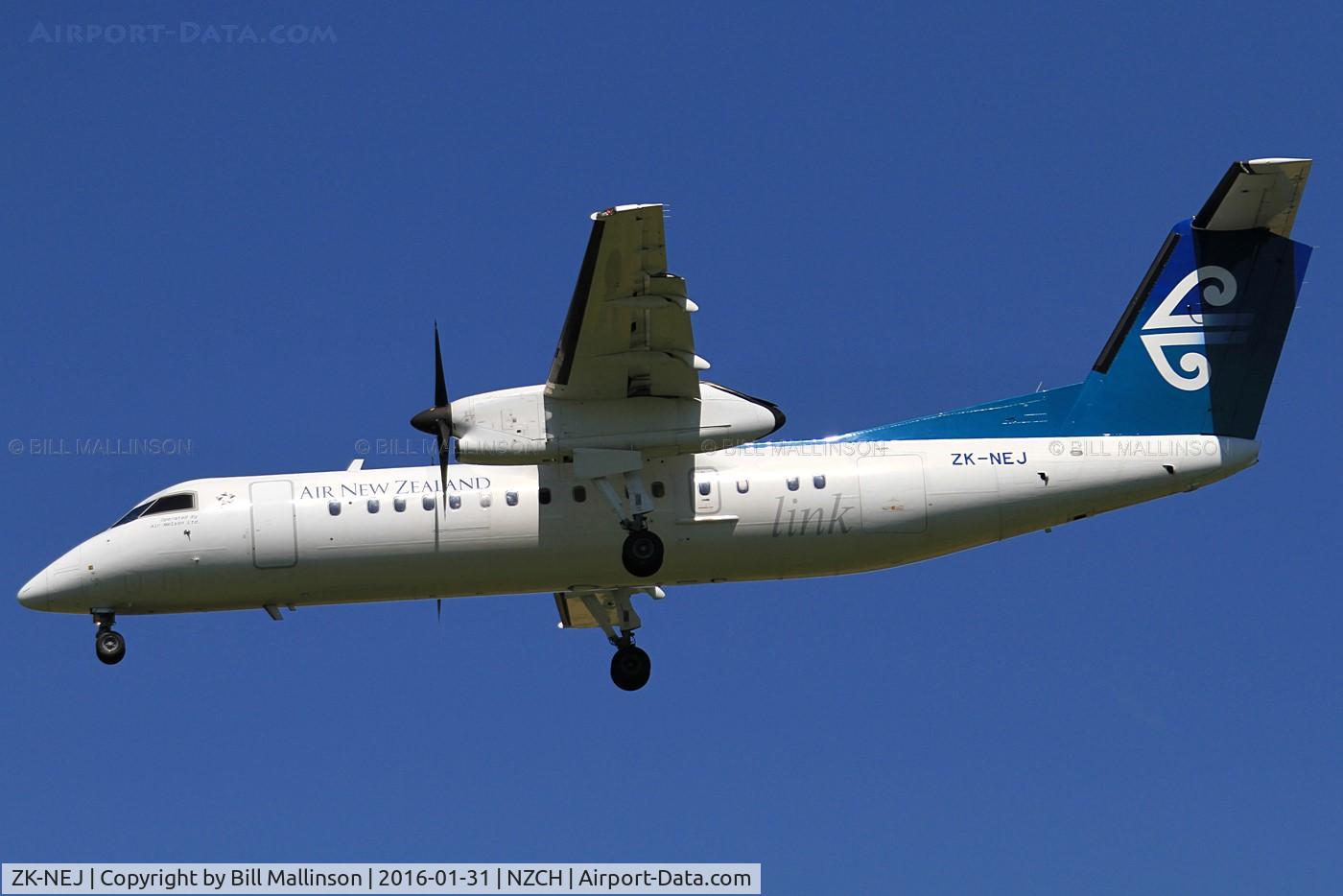 ZK-NEJ, 2006 De Havilland Canada DHC-8-311 Dash 8 C/N 625, finals to 02