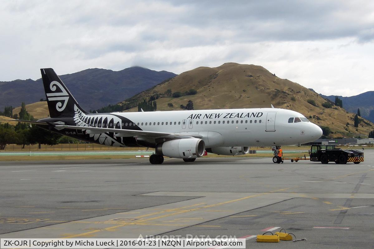 ZK-OJR, 2011 Airbus A320-232 C/N 4884, At Queenstown