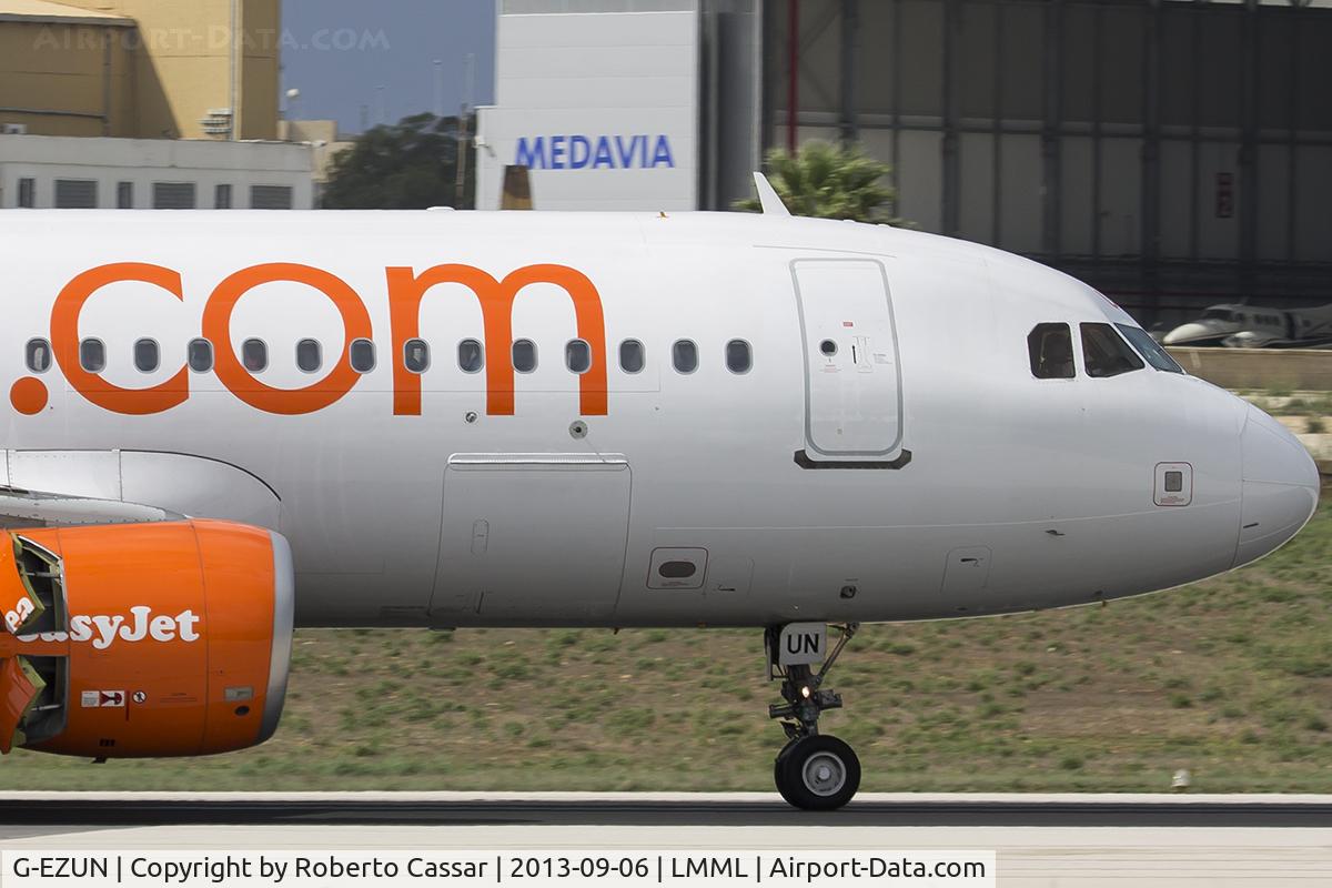 G-EZUN, 2012 Airbus A320-214 C/N 5046, Runway 31