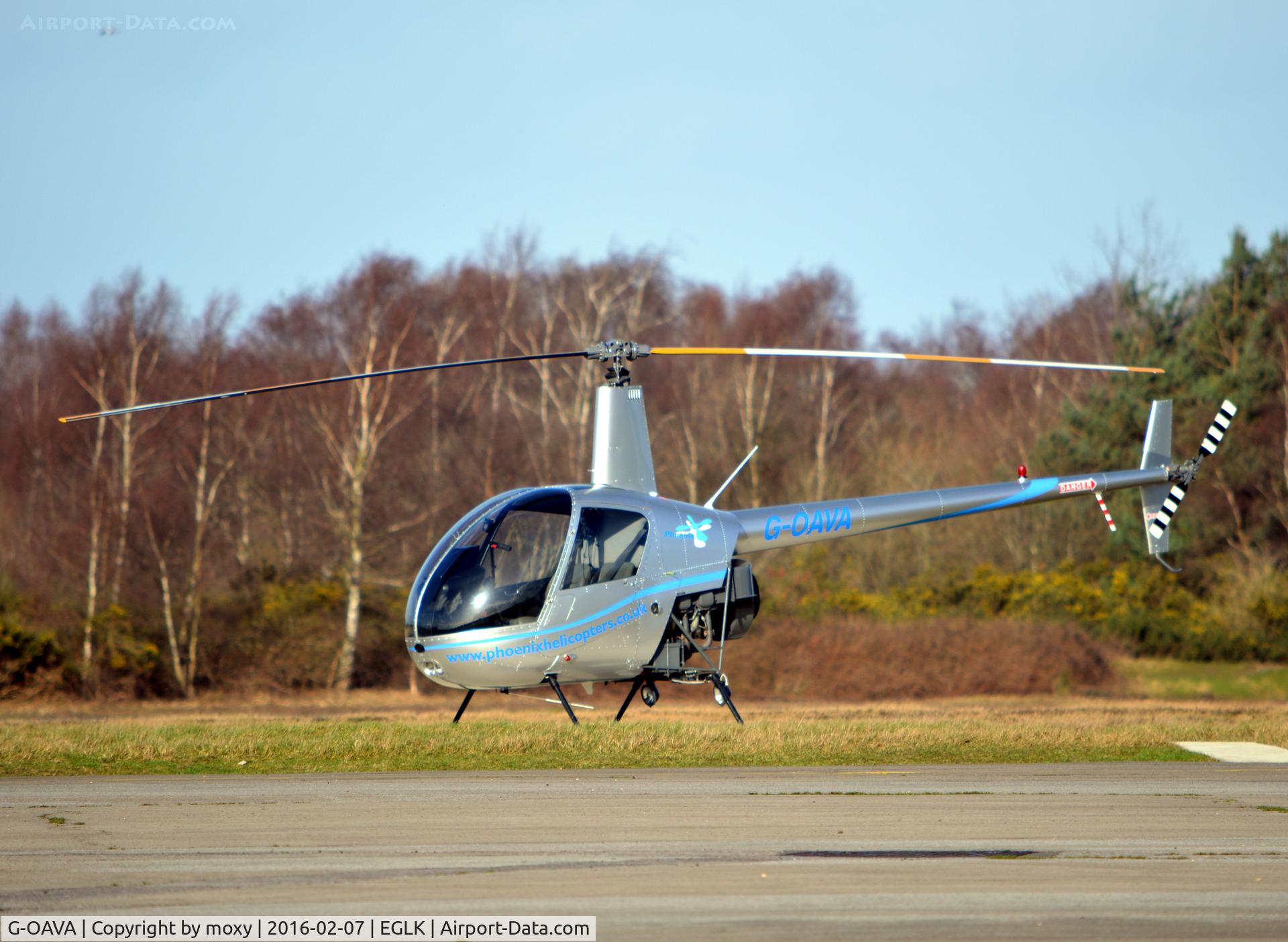 G-OAVA, 2002 Robinson R22 Beta C/N 3303, Robinson R22 Beta at Blackbushe.