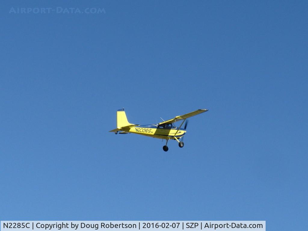 N2285C, 1953 Cessna 180 C/N 30585, 1953 Cessna 180, Continental O-470 230 Hp, fast takeoff climb from mid-field using less than half Rwy 04 into strong, gusty Santana after quick stop for refueling. Colorado-based.