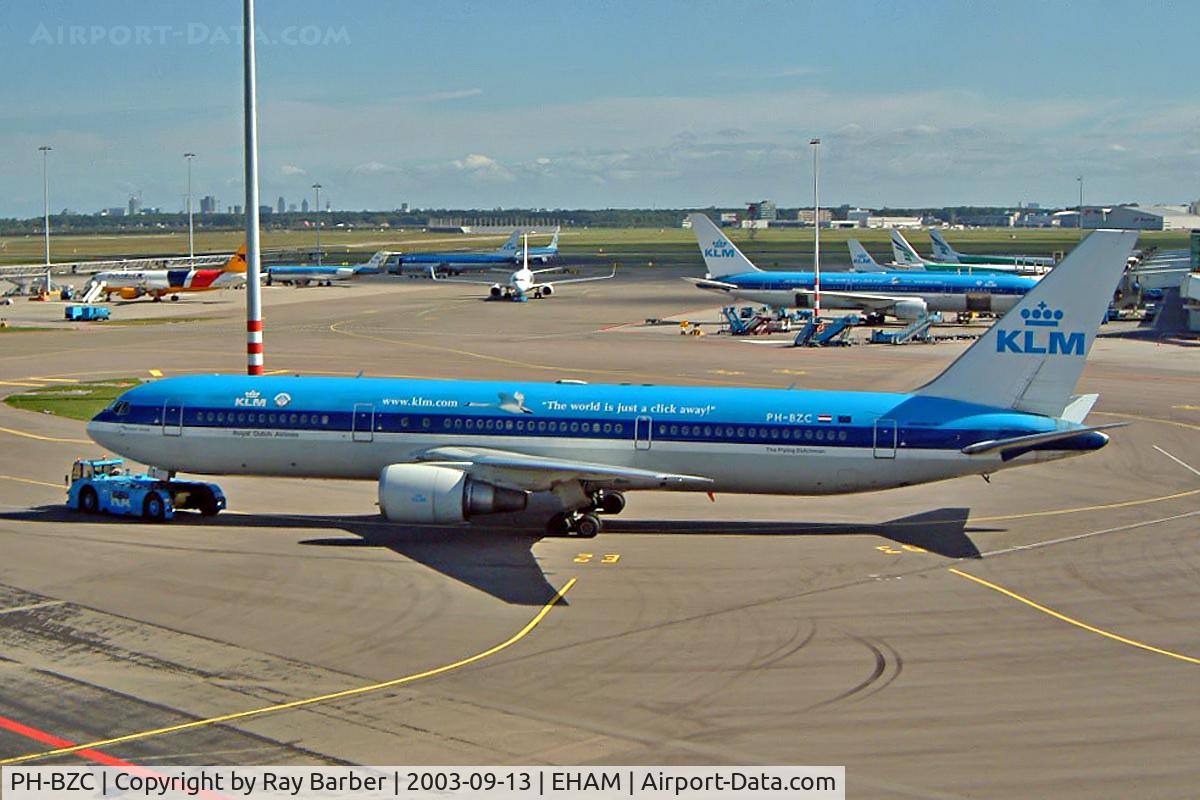 PH-BZC, 1995 Boeing 767-306/ER C/N 26263, Boeing 767-306ER [26263] (KLM-Royal Dutch Airlines) Amsterdam-Schiphol~PH 13/09/2003