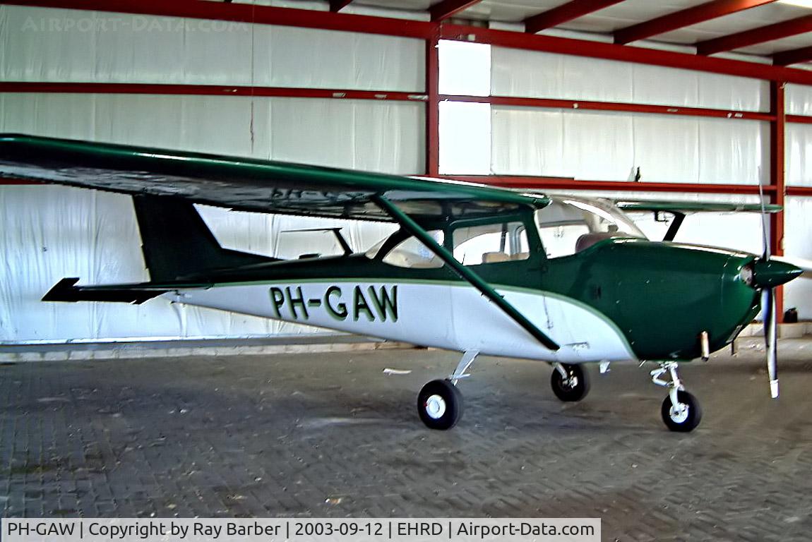 PH-GAW, 1963 Reims F172E Skyhawk C/N 0083, R/Cessna F.172E Skyhawk [0083] Rotterdam~PH 12/09/2003