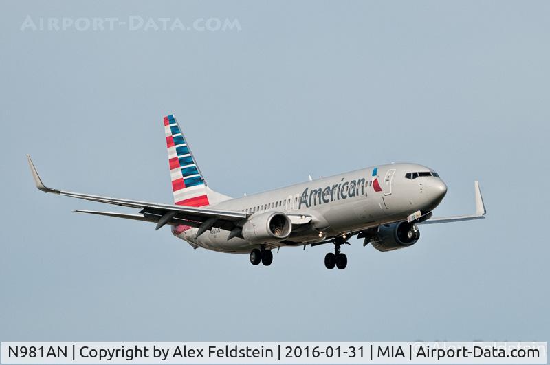 N981AN, 2009 Boeing 737-823 C/N 29569, Miami