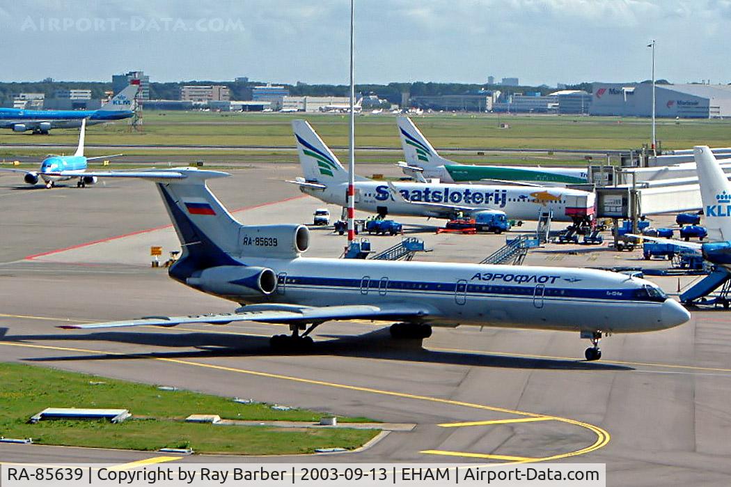 RA-85639, 1988 Tupolev Tu-154M C/N 88A771, Tupolev Tu-154M [88A-771] (Aeroflot) Amsterdam-Schiphol~PH 13/09/2003