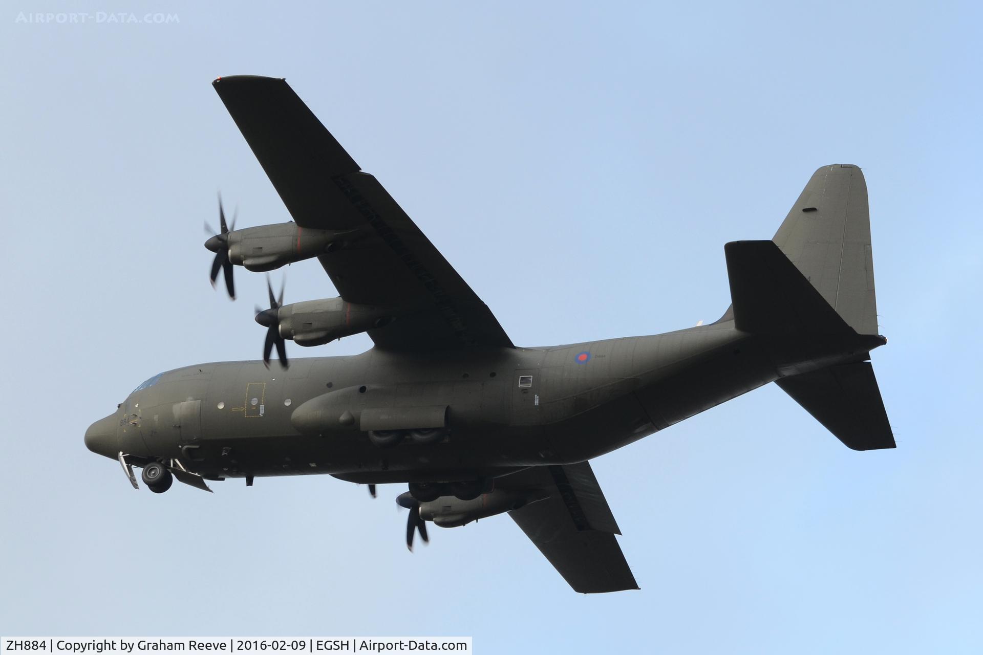 ZH884, 1999 Lockheed Martin C-130J Hercules C.5 C/N 382-5482, Departing from Norwich.