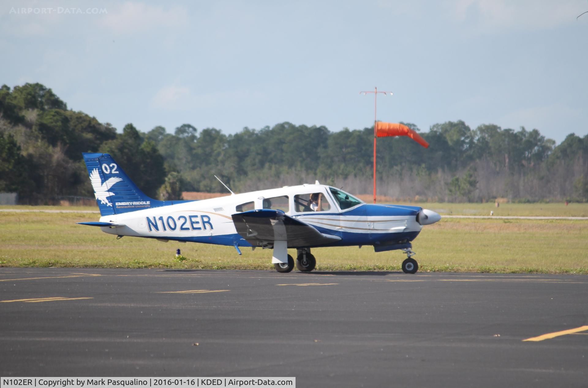 N102ER, 2002 Piper PA-28R-201 Cherokee Arrow III C/N 2844081, Piper PA-28R-201