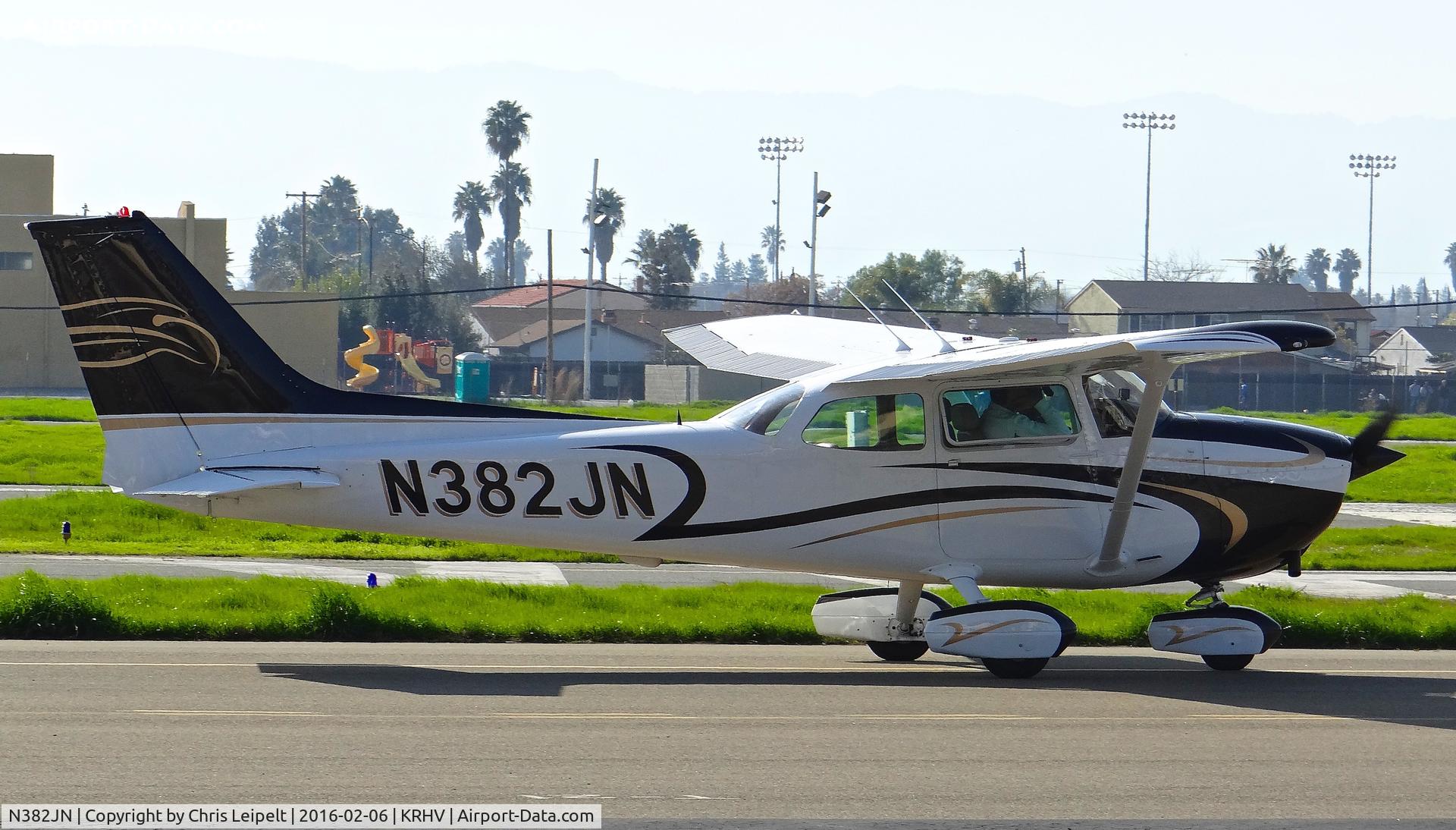 N382JN, 1973 Cessna 172M C/N 17262794, Locally-based 1973 Cessna 172M taxing to Lafferty Aircraft Sales at Reid Hillview Airport, San Jose, CA.