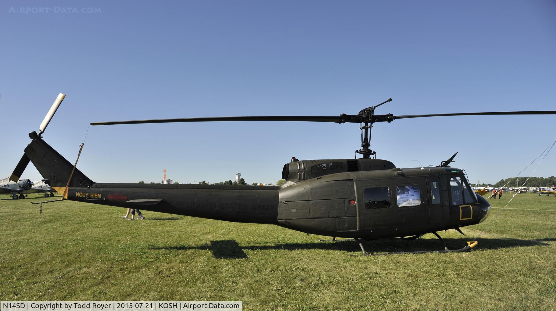 N14SD, 1967 Bell UH-1H Iroquois C/N 4027, Airventure 2015