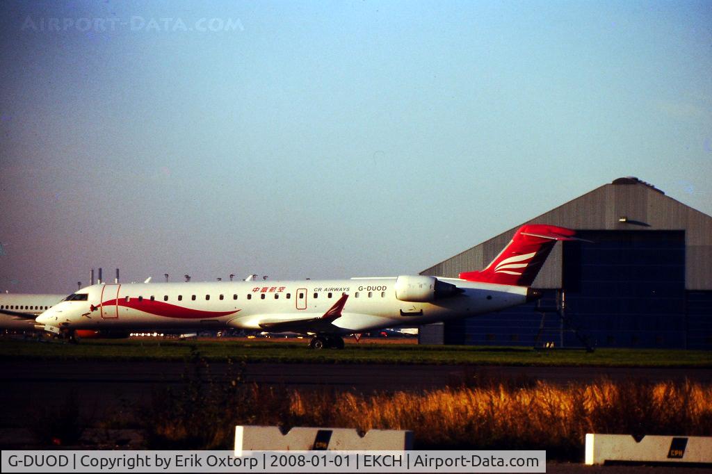 G-DUOD, 2002 Canadair CRJ-701ER (CL-600-2C10) Regional Jet C/N 10048, G-DUOD in CPH SEP06