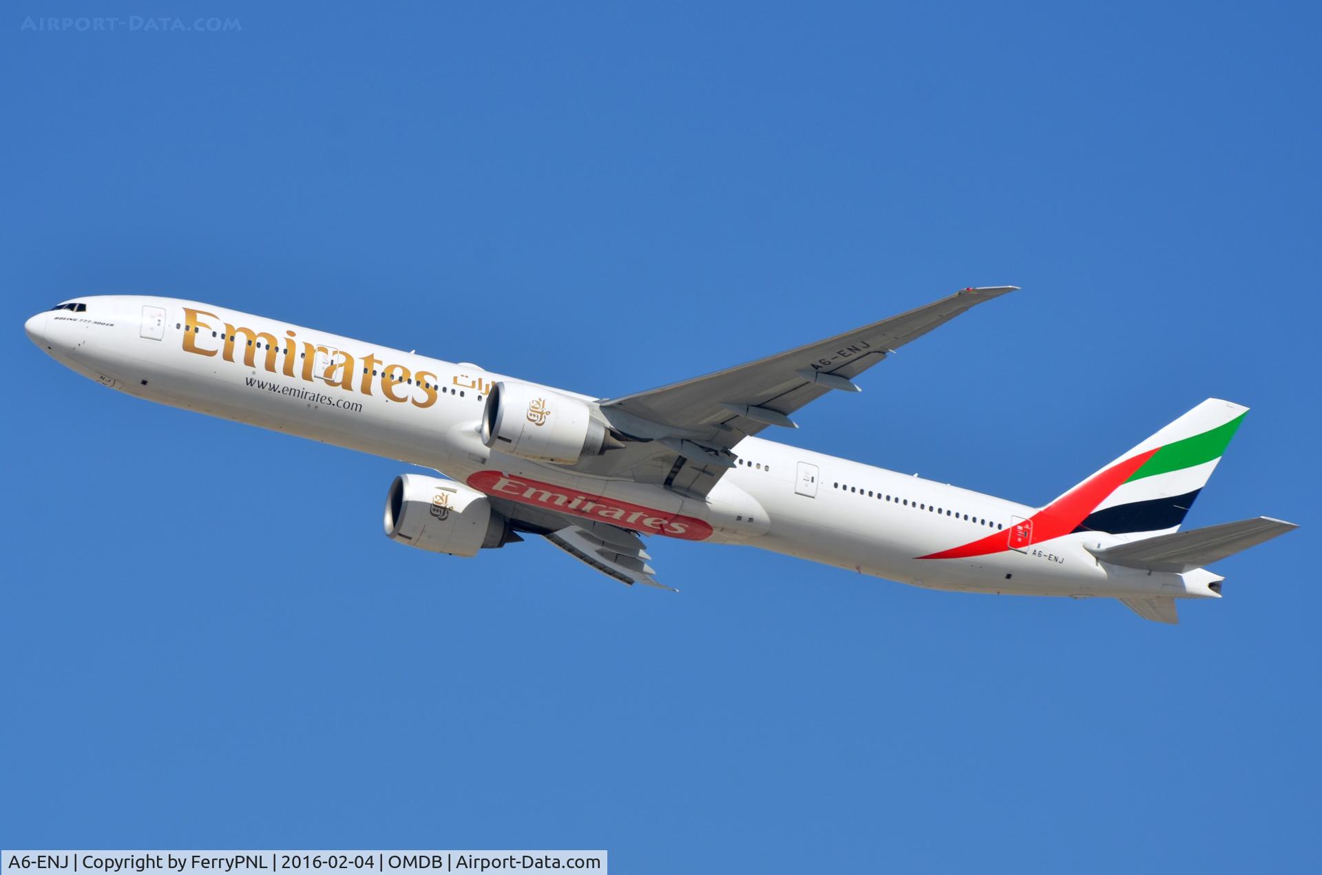 A6-ENJ, 2013 Boeing 777-31H/ER C/N 35605, Emirates B773 departing.
