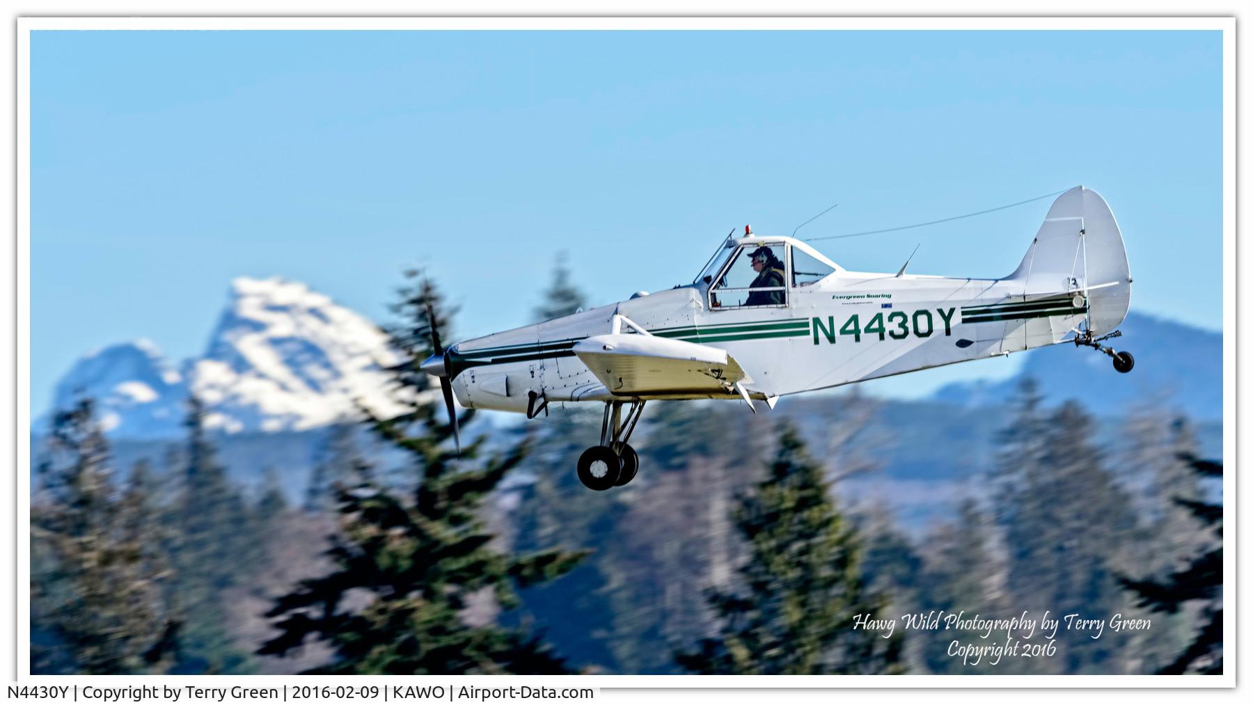 N4430Y, Piper PA-25-235 Pawnee C/N 25-4056, Nice day for towing.......