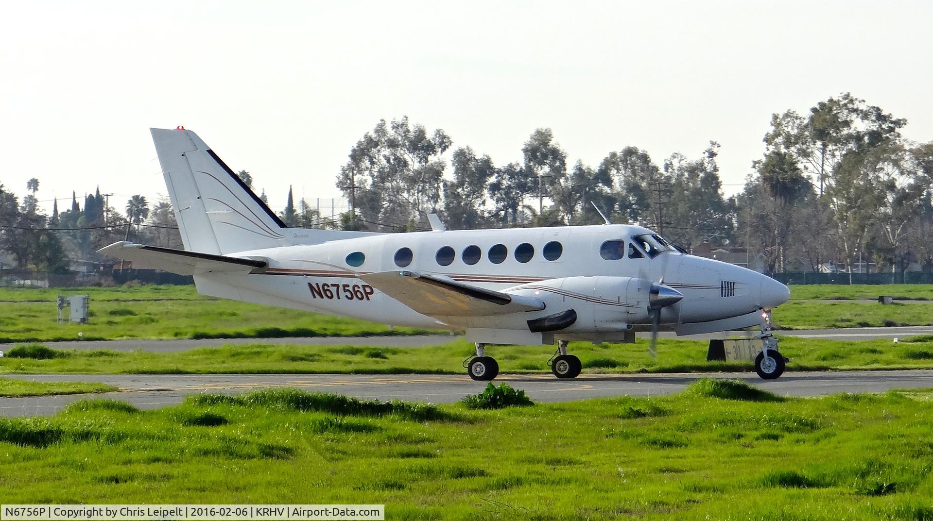 N6756P, 1980 Beech B100 King Air C/N BE-92, Diamond Aviation (Carlsbad, CA) 1980 Beechcraft B100 clear of 31R at Reid Hillview Airport, San Jose, CA. Our second Super Bowl aircraft at Reid Hillview!!