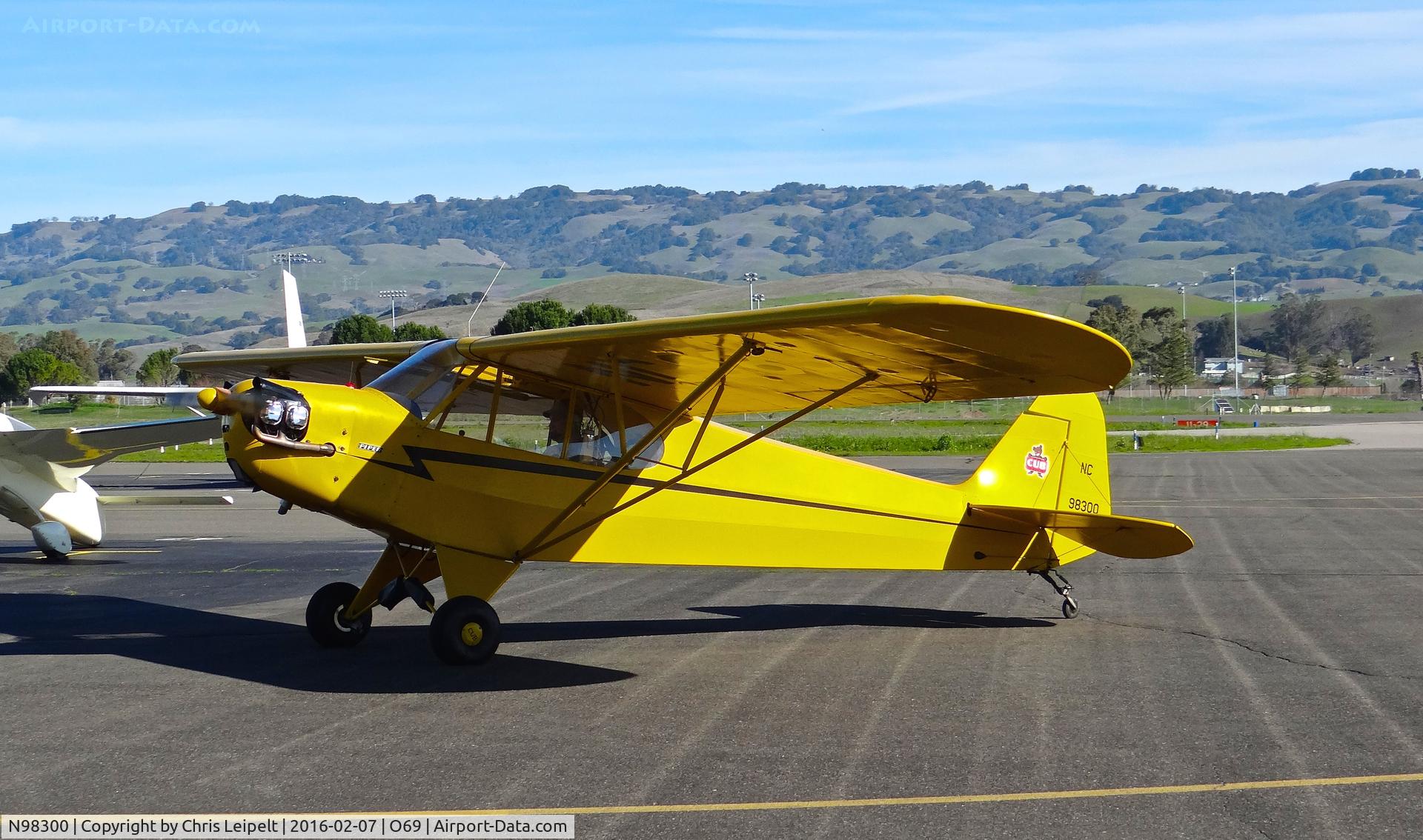 N98300, 1946 Piper J3C-65 Cub Cub C/N 18467, Locally-based Piper Cub taxing back to its hangar at Petaluma Municipal Airport, Petaluma, CA.