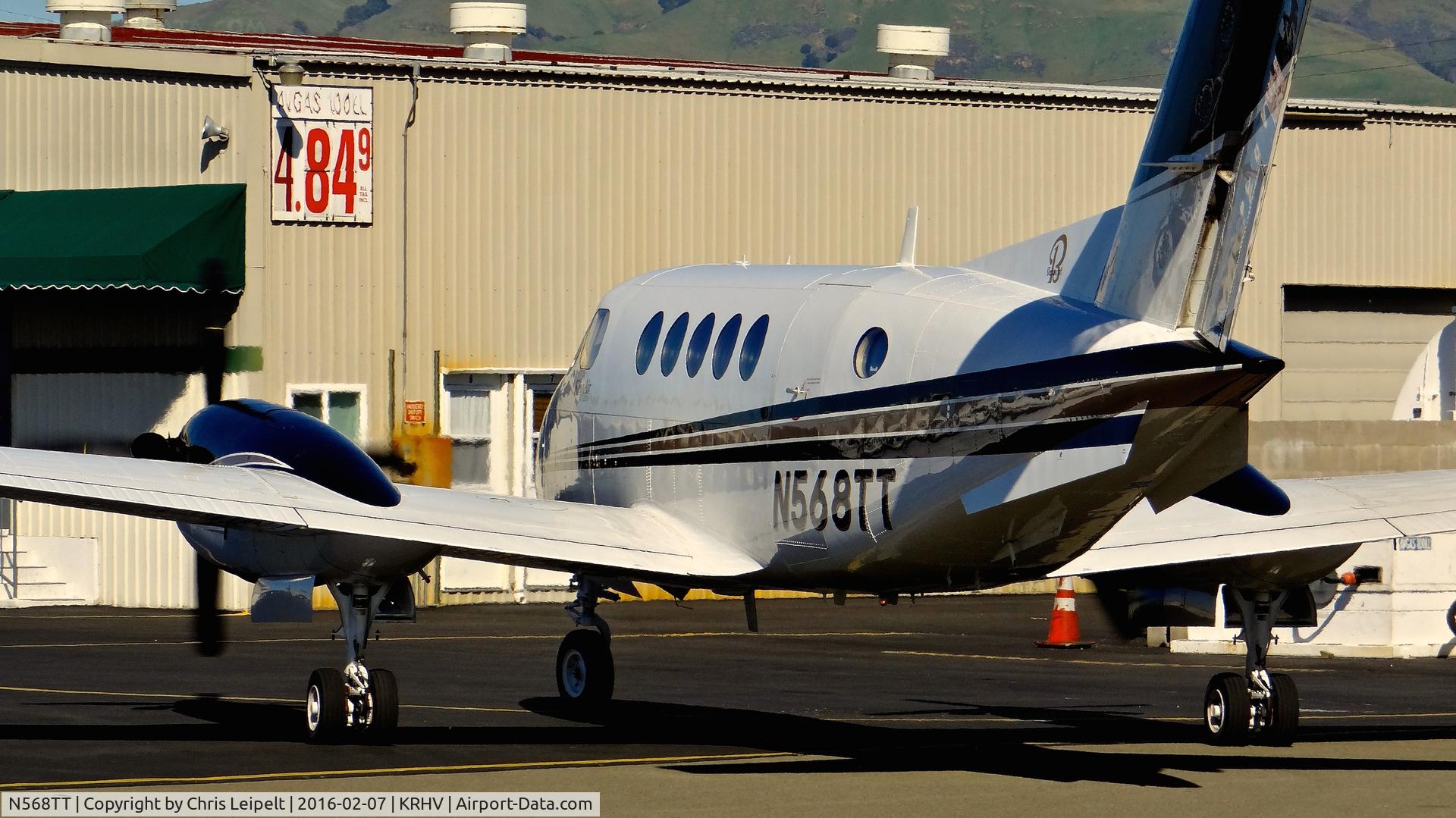 N568TT, 1997 Raytheon B200 King Air C/N BB-1568, Pacific Crest Air LLC (Modesto, CA) Beechcraft King Air B200 taxing to the Nice Air helipads at Reid Hillview Airport, San Jose, CA.
