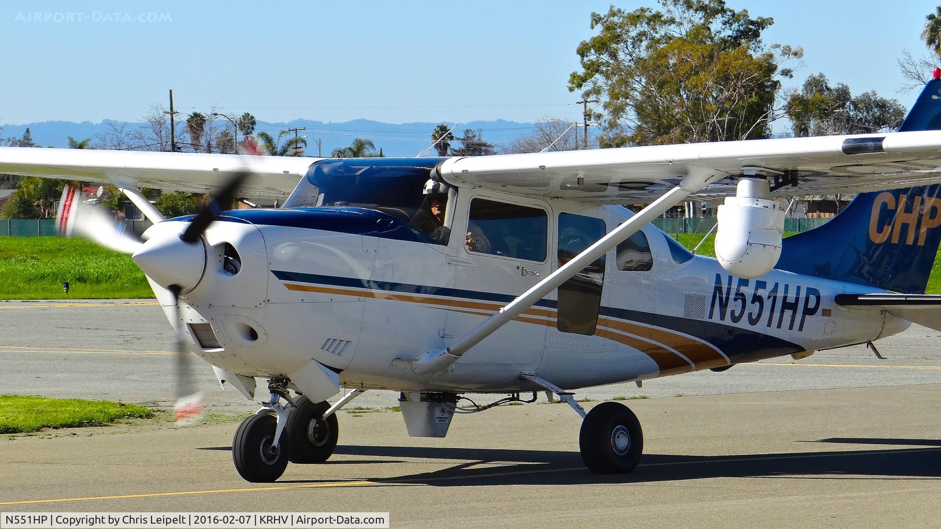 N551HP, 2001 Cessna T206H Turbo Stationair C/N T20608286, California Highway Patrol (West Sacramento, CA) 2000 Cessna T206H taxing to the fuel dock at Reid Hillview Airport, San Jose, CA.