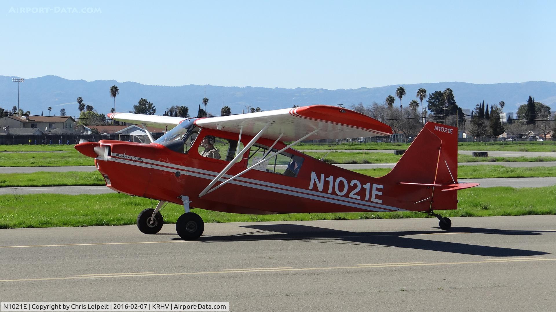 N1021E, 1977 Bellanca 7ECA Citabria C/N 1204-77, Locally-based 1977 Bellanca 7ECA taxing out for departure at Reid Hillview Airport, San Jose, CA.