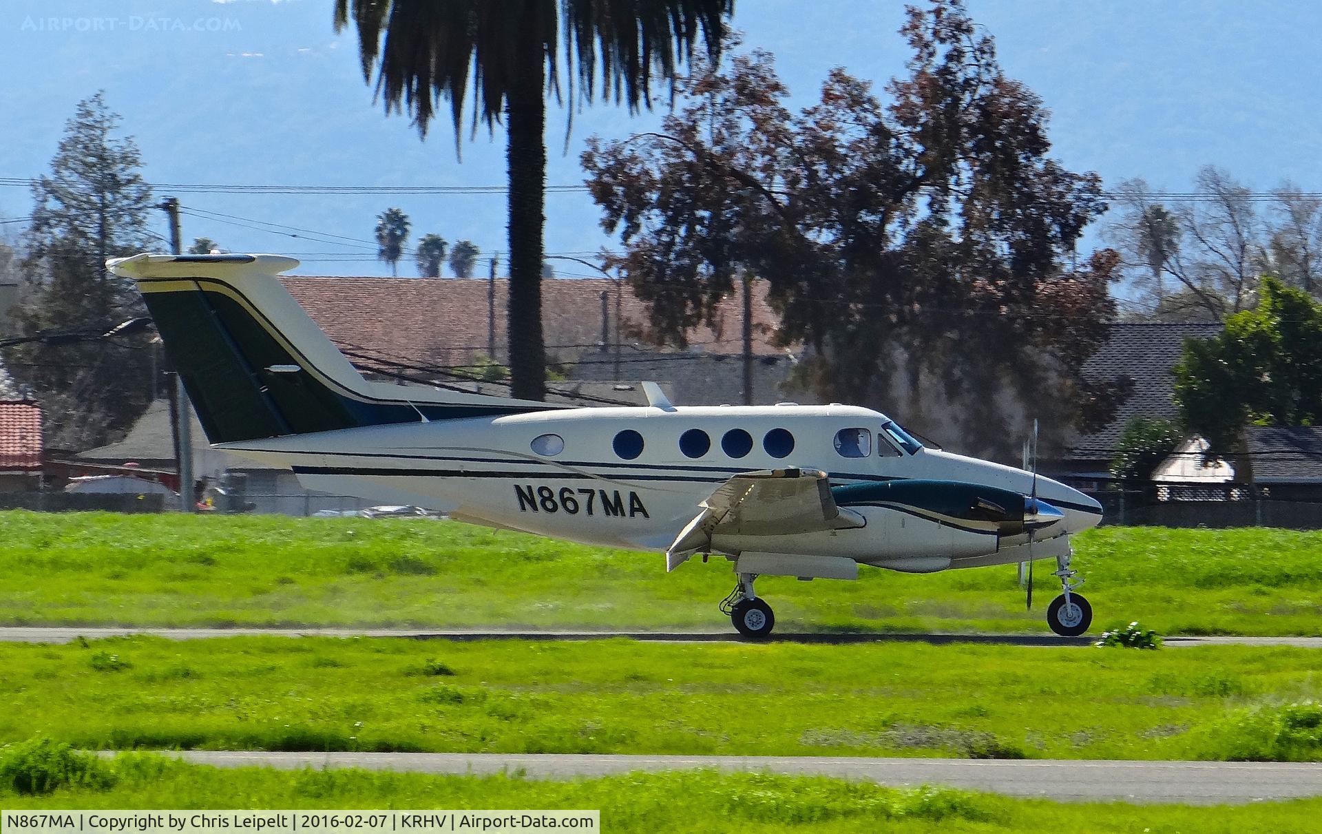 N867MA, 1980 Beech F90 King Air C/N LA-65, AM Aero LLC (West Hills, CA) 1980 Beechcraft King Air F90 rolling down runway 31L at Reid Hillview Airport, San Jose, CA.