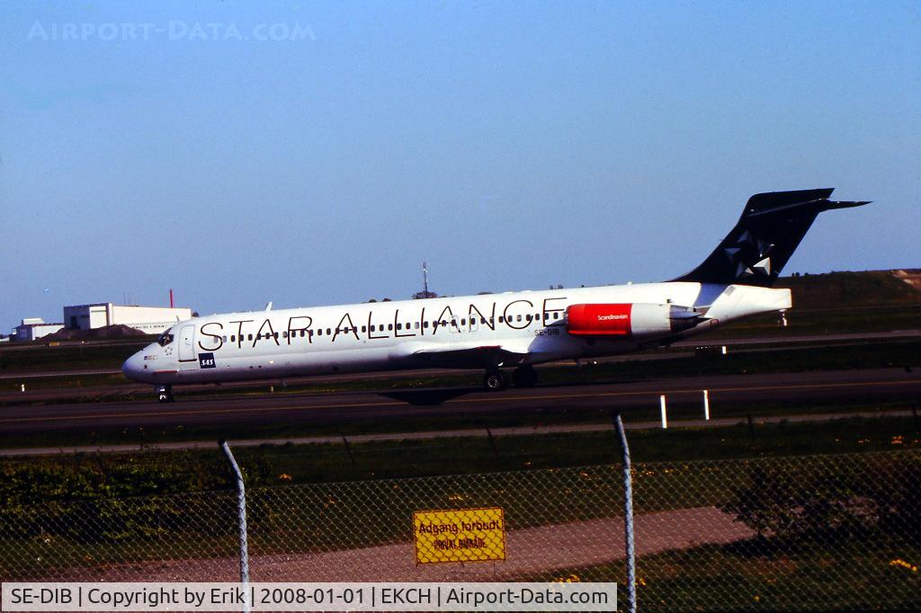 SE-DIB, 1988 McDonnell Douglas MD-87 (DC-9-87) C/N 49605, SE-DIB in CPH MAY11