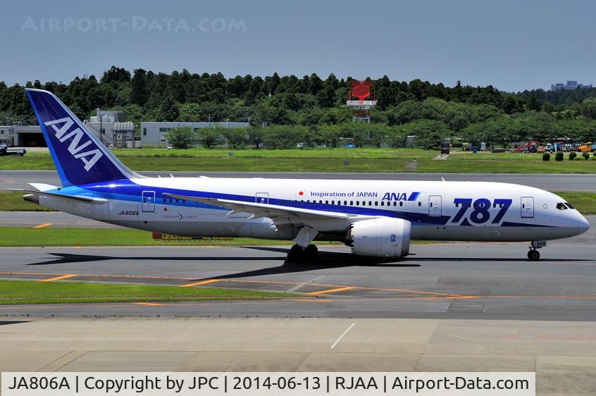 JA806A, 2012 Boeing 787-8 Dreamliner C/N 34515, Taxi to TO