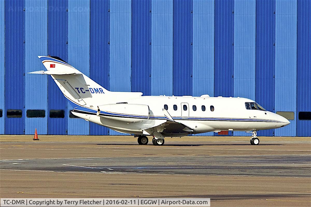 TC-DMR, Hawker Beechcraft 900XP C/N HA-0170, Hawker Beechcraft Corp HAWKER 900XP, c/n: HA-0170 at Luton