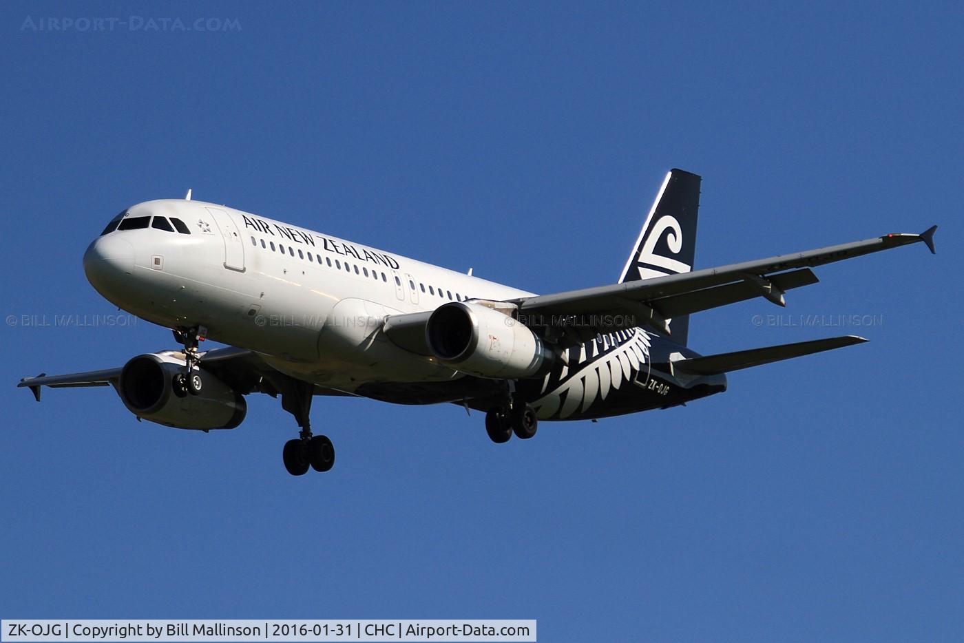 ZK-OJG, 2004 Airbus A320-232 C/N 2173, Arriving on 02 from MEL