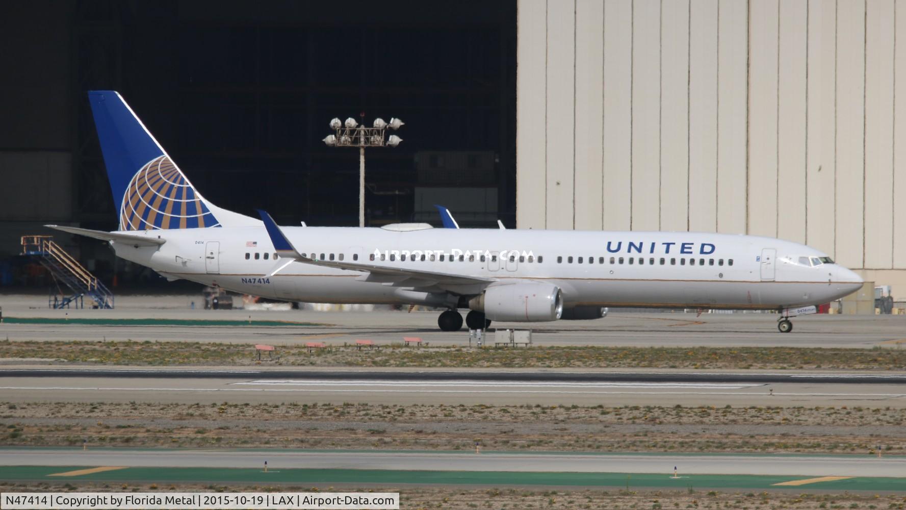 N47414, 2008 Boeing 737-924/ER C/N 32827, United