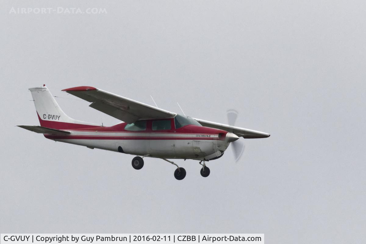 C-GVUY, Cessna 210L Centurion C/N 21061027, Landing