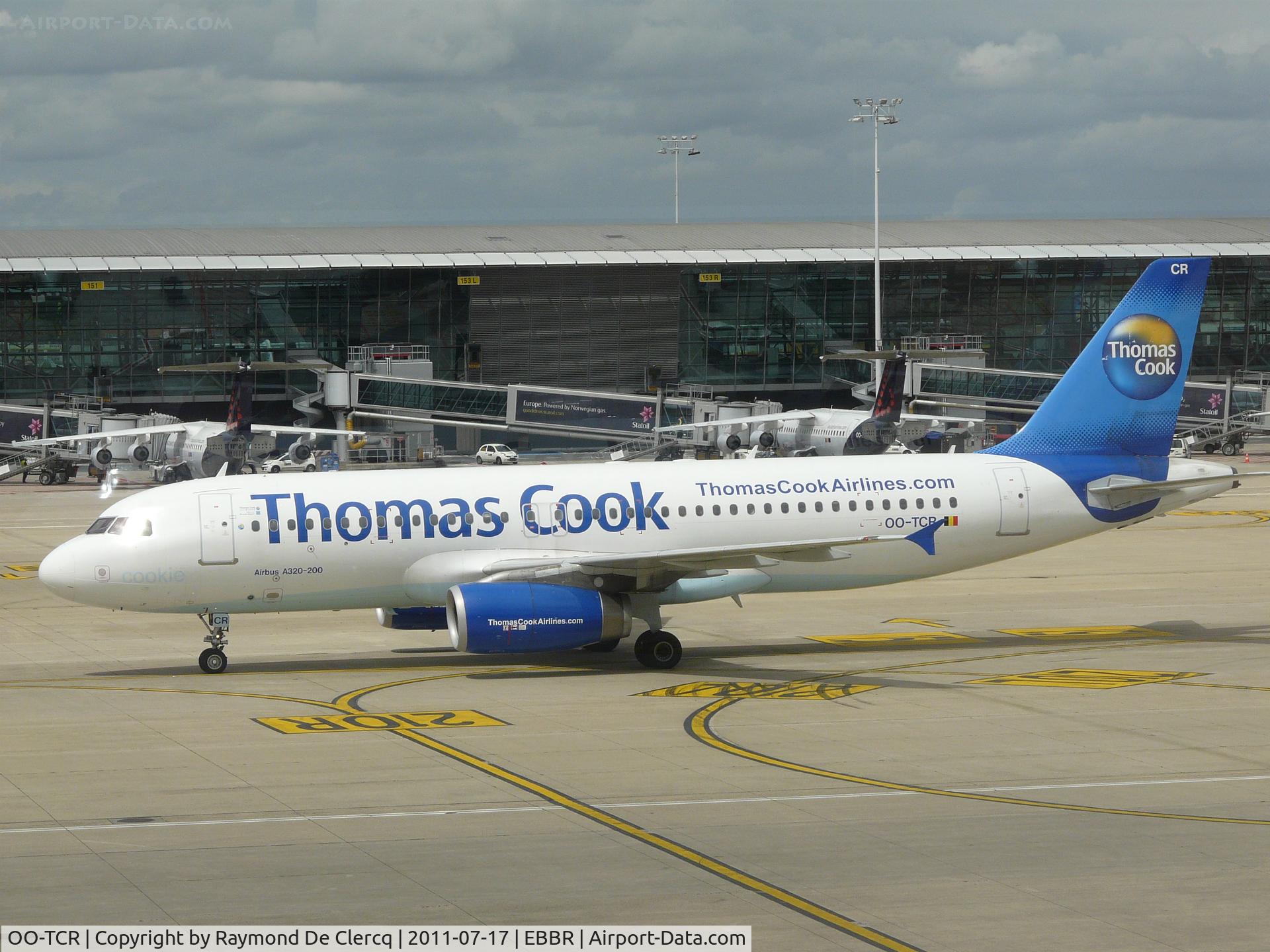 OO-TCR, 1993 Airbus A320-232 C/N 453, Arrive at Brussels Airport.
