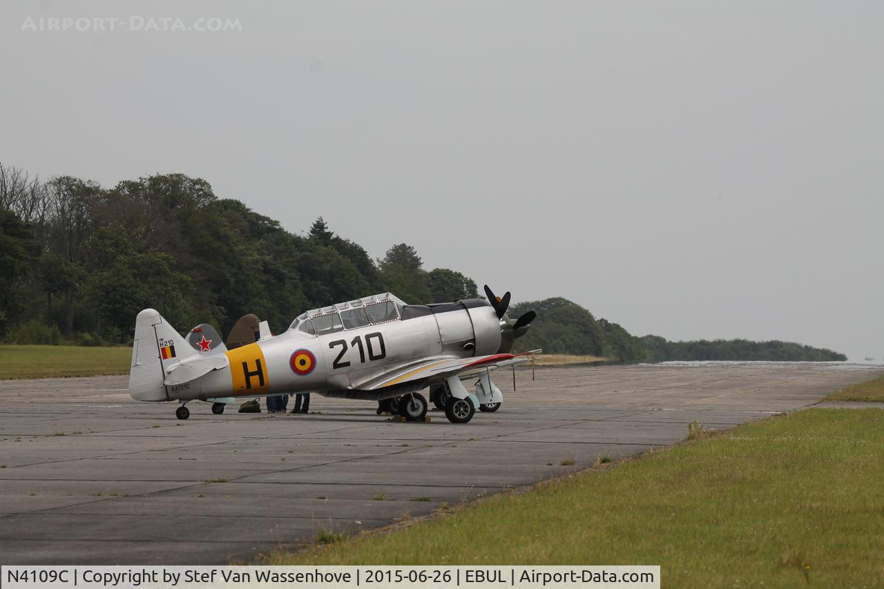 N4109C, 1952 North American T-6G Texan C/N SA-078, Ursel Avia 2015.