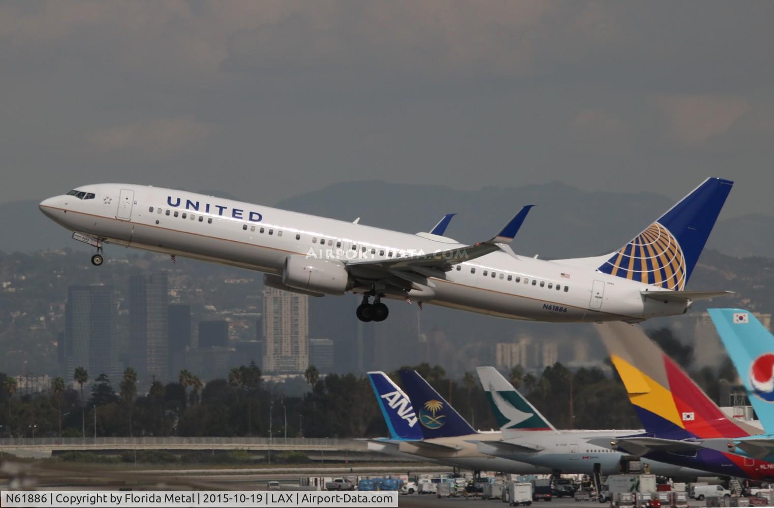 N61886, 2015 Boeing 737-924/ER C/N 42190, United