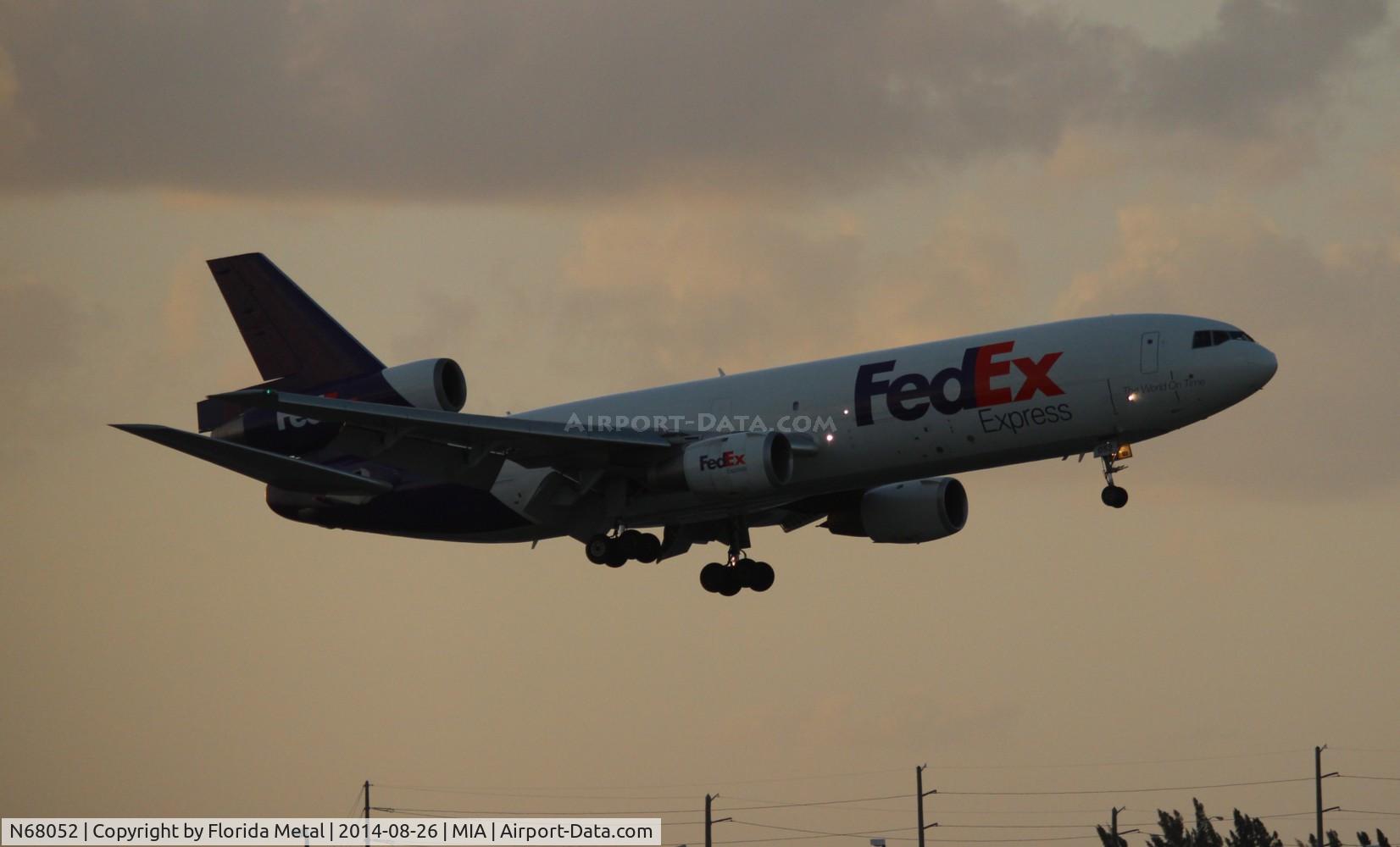N68052, 1974 McDonnell Douglas MD-10-10F C/N 47806, Fed Ex