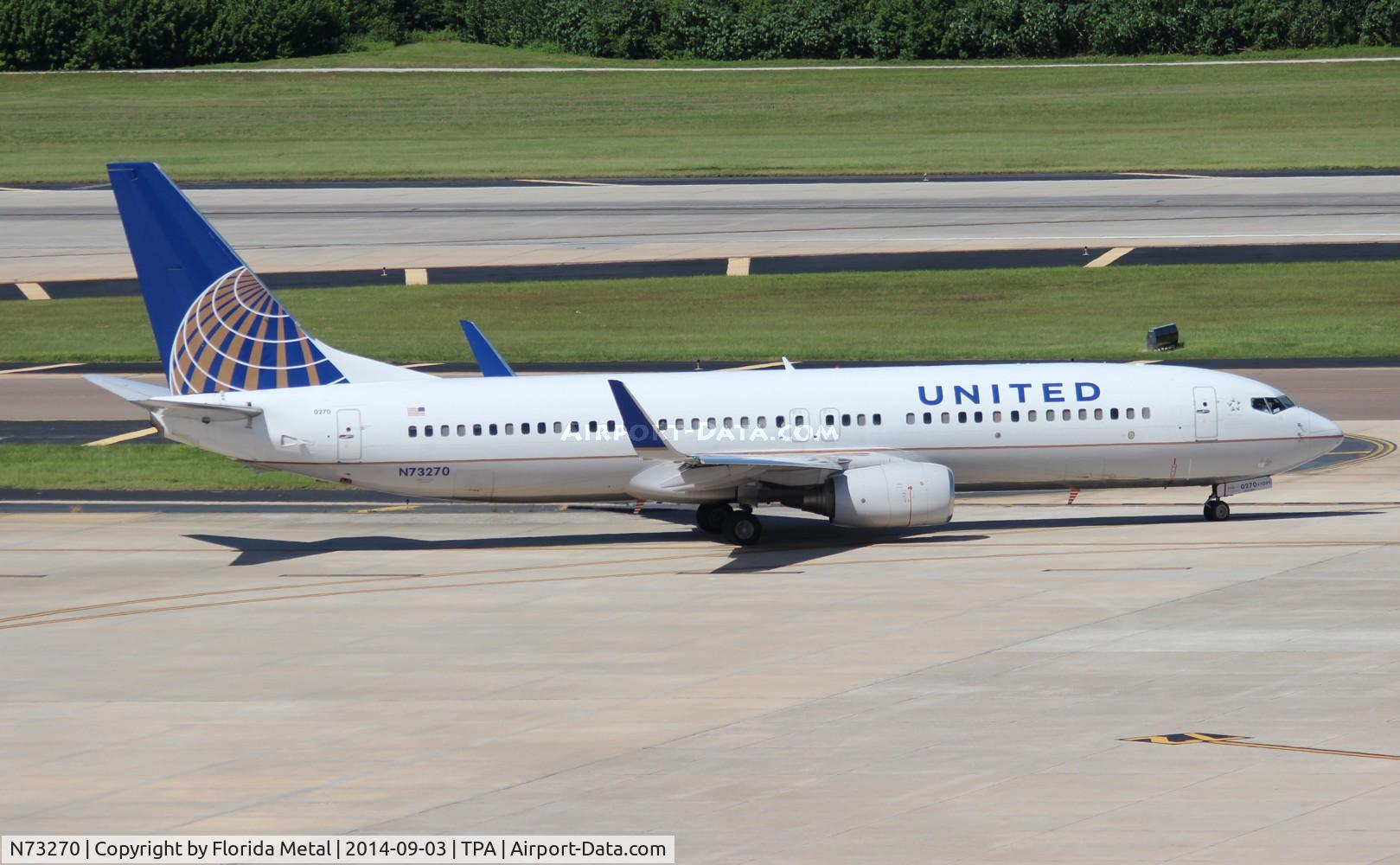 N73270, 2001 Boeing 737-824 C/N 31632, United