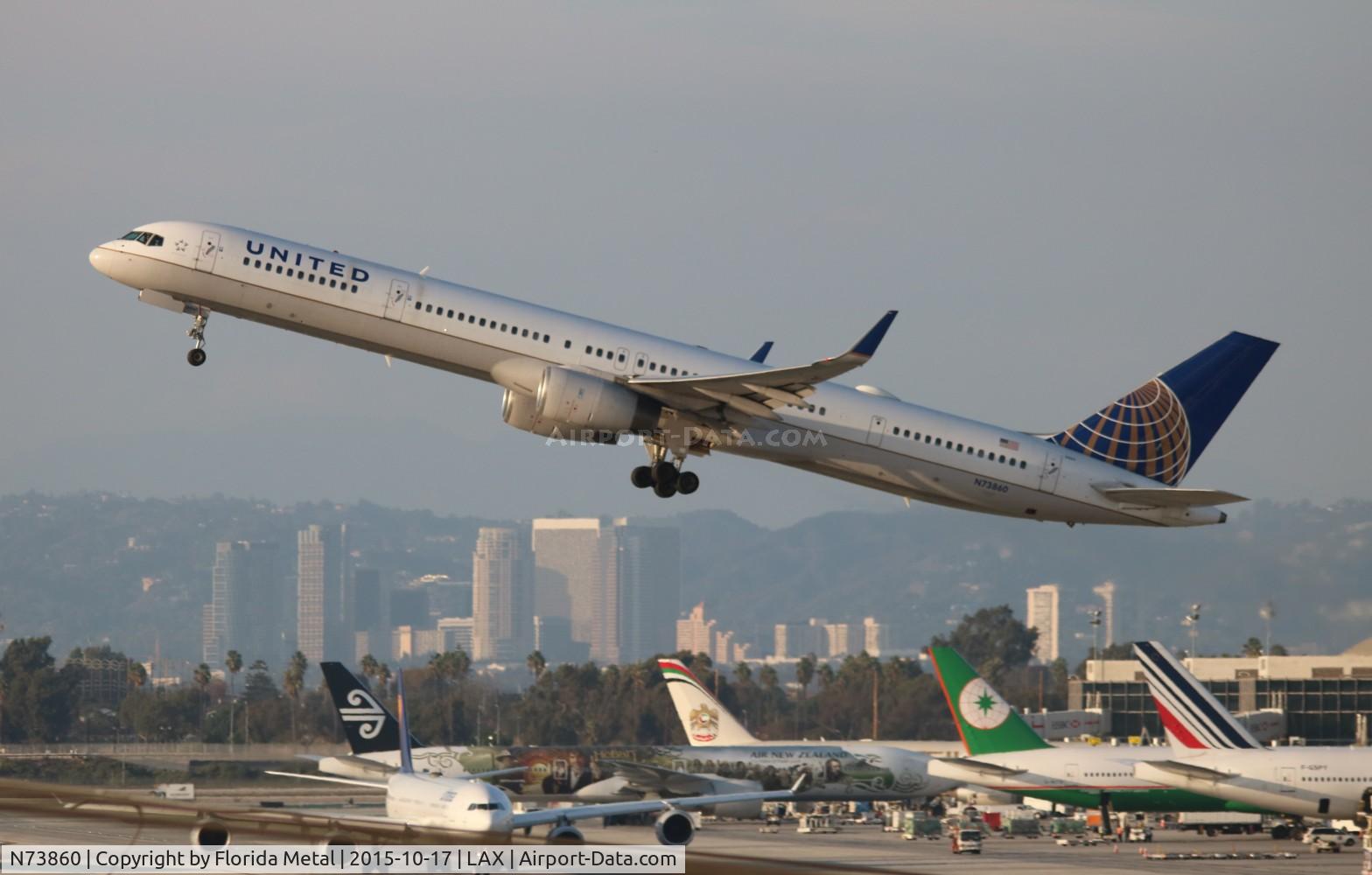 N73860, 2001 Boeing 757-33N C/N 32584, United
