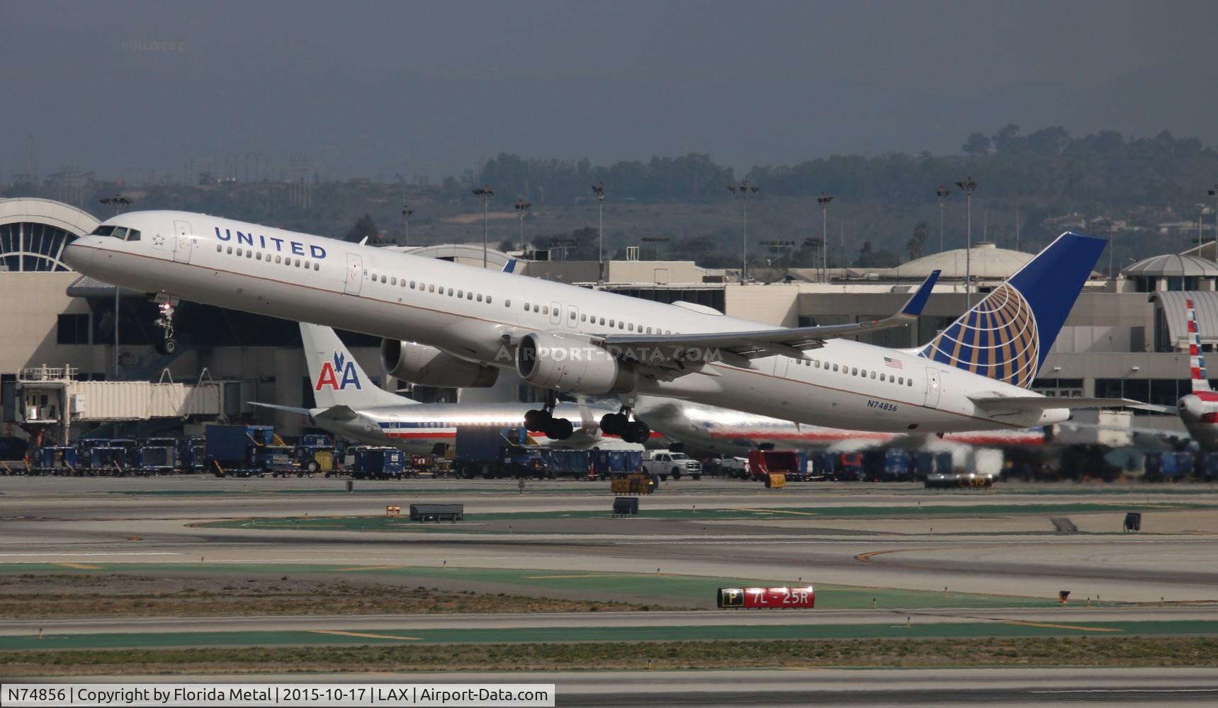 N74856, 2004 Boeing 757-324 C/N 32815, United