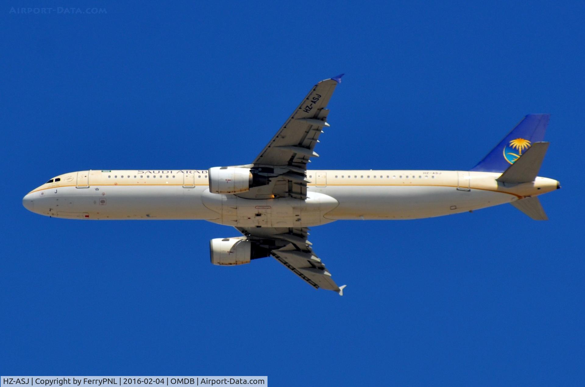HZ-ASJ, 2011 Airbus A321-211 C/N 4577, Saudia A321